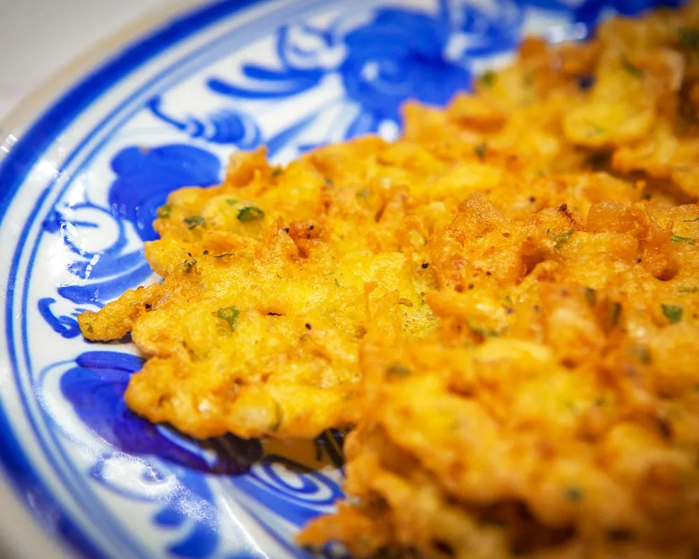 Tortillitas de camarones de Mesón Don Raimundo.